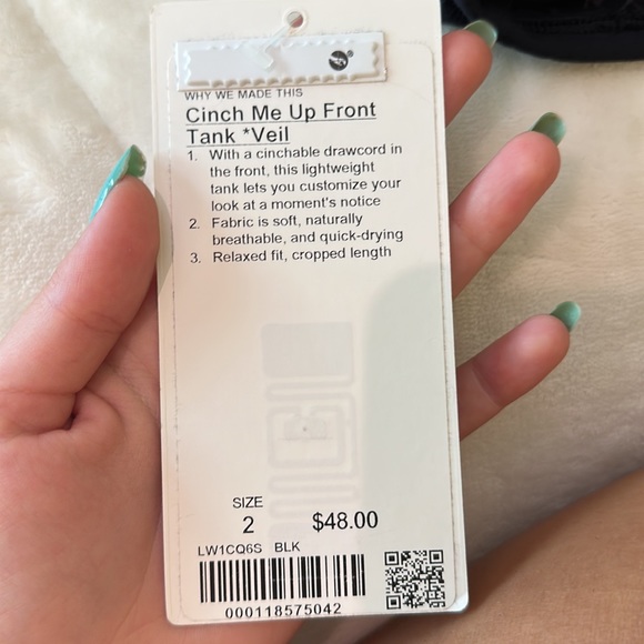 Lululemon black workout top - Picture 3 of 3